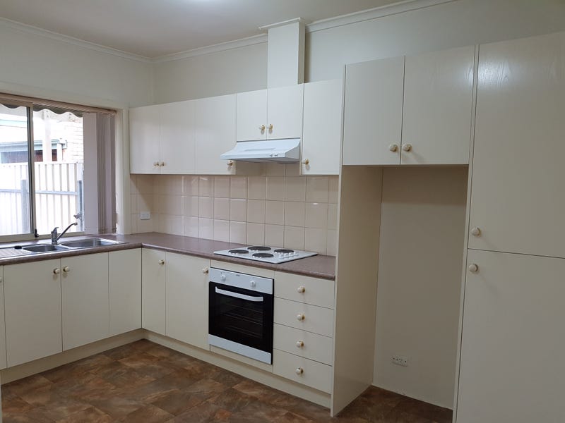 6/182 Diagonal Road, WARRADALE — image 2