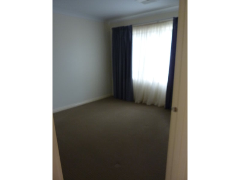 45 Dumfries Avenue, NORTHFIELD — image 8