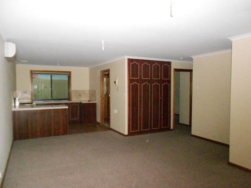 2/147-149 Tolley Road, ST AGNES — image 4