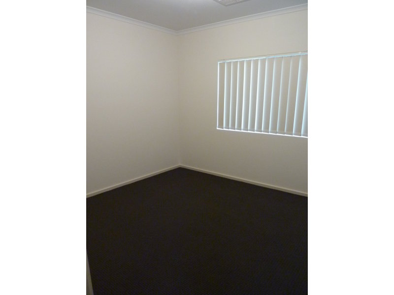 67 Atkinson Road, BURTON — image 6