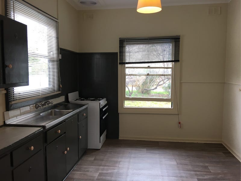 11 Glenton Street, CAMPBELLTOWN — image 3