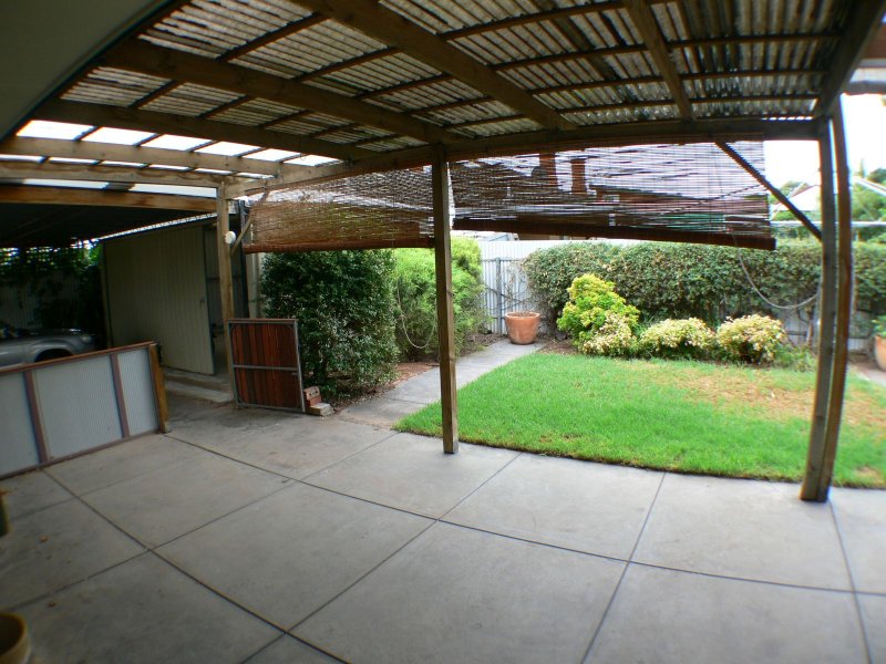 19 Ebor Avenue, MILE END — image 10