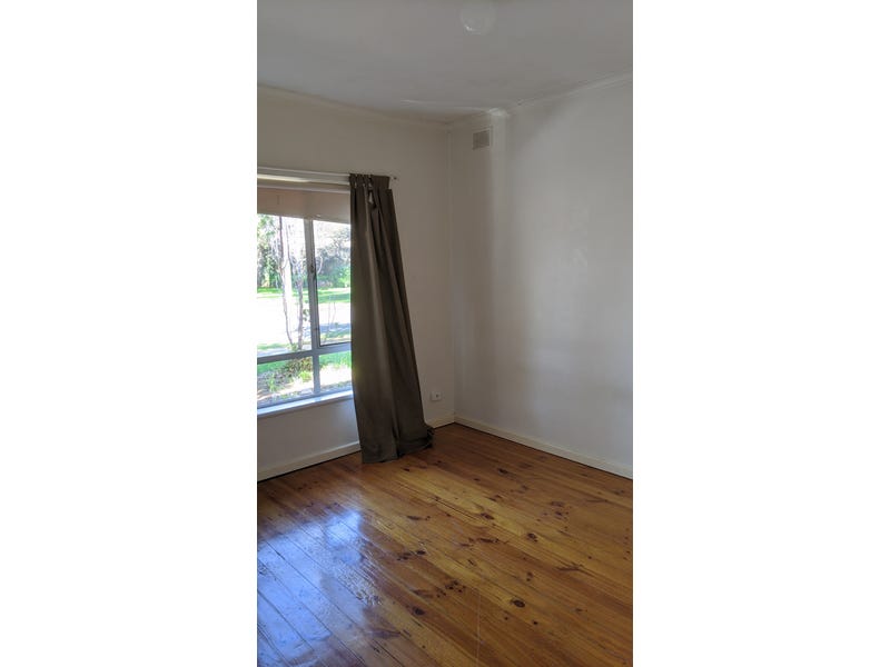 4/2 Donald Street, SALISBURY — image 2