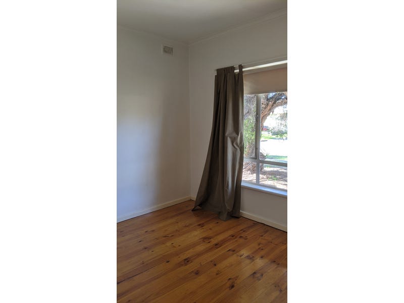4/2 Donald Street, SALISBURY — image 4