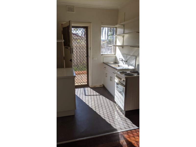 4/2 Donald Street, SALISBURY — image 5