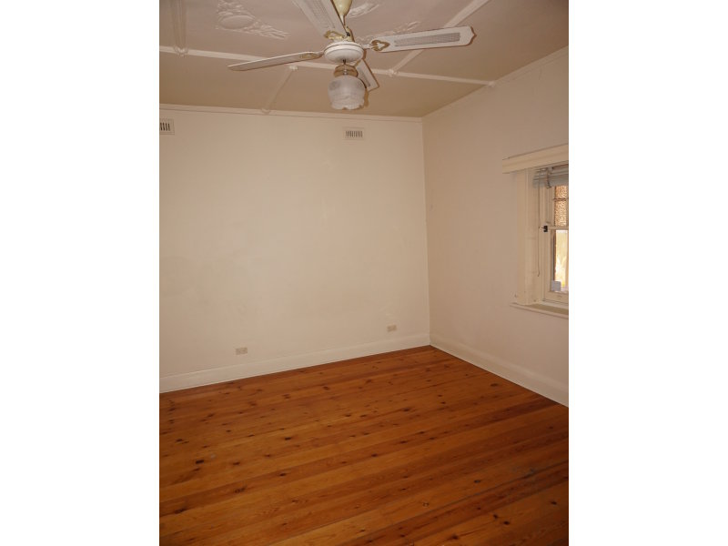 26 Prosser Avenue, NORWOOD — image 4