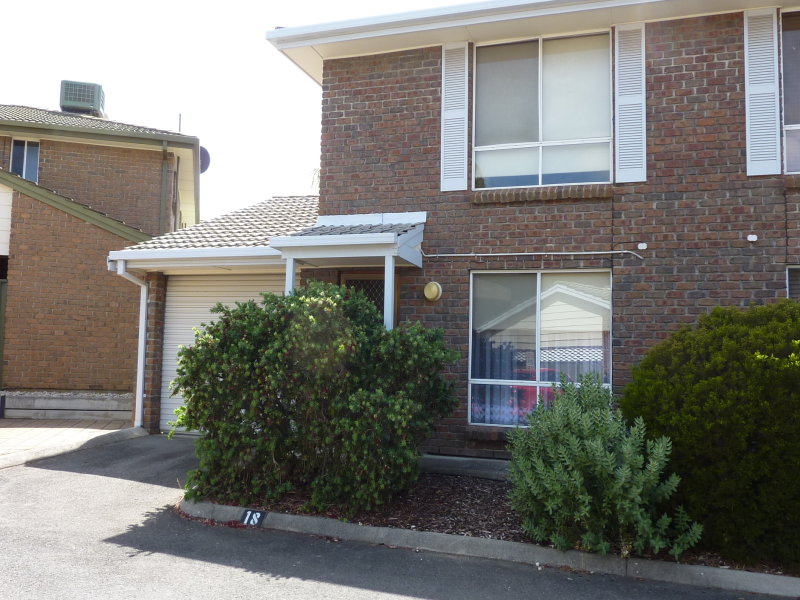 18/129 Smart Road, MODBURY — image 1