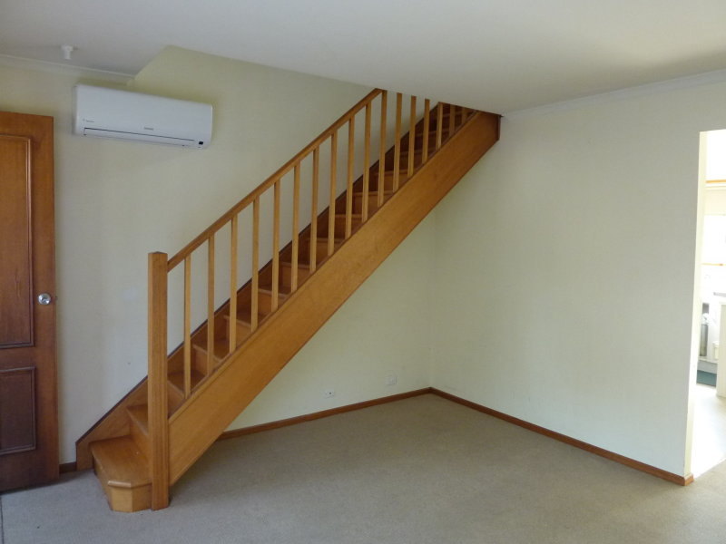 18/129 Smart Road, MODBURY — image 4