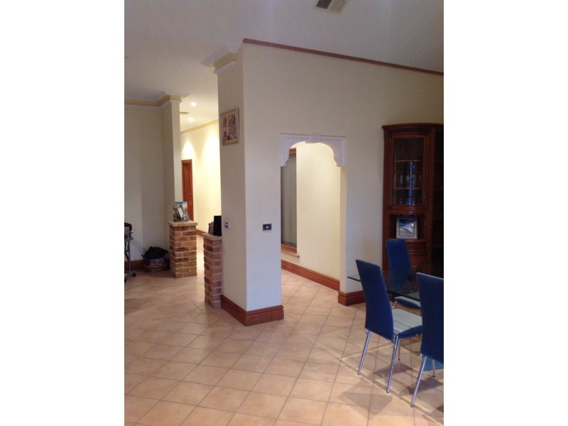 24 Wood Road, PARADISE — image 10