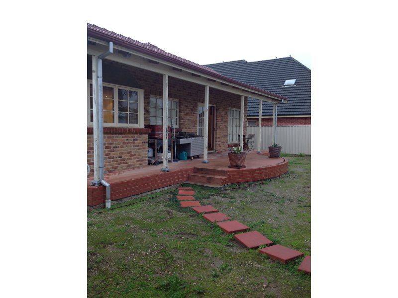 24 Wood Road, PARADISE — image 21
