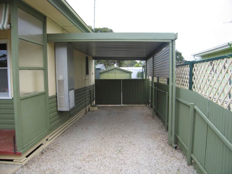 11 Munster Street, WINDSOR GARDENS — image 6