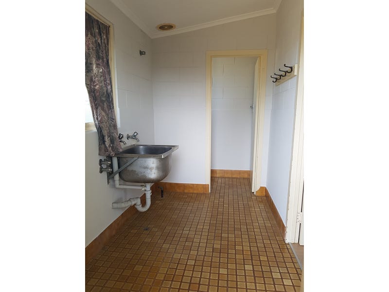 5 Arkaba Street, TAPEROO — image 9