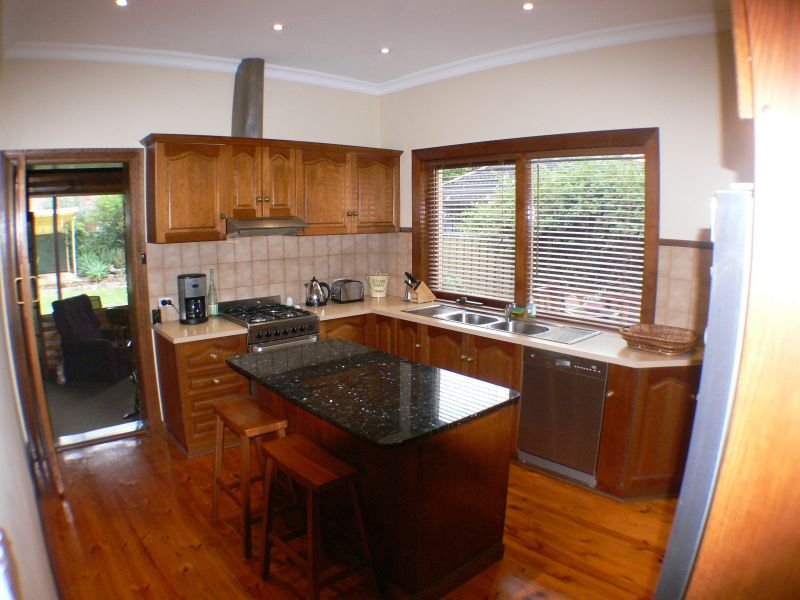 15 Gameau Road, PARADISE — image 2