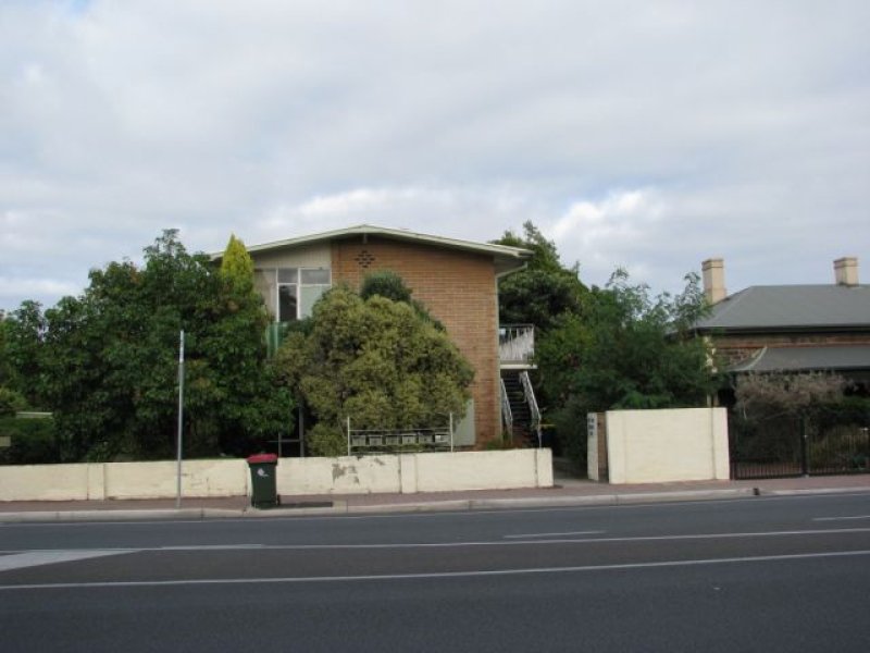 9/10 Prospect Road, FITZROY — image 1