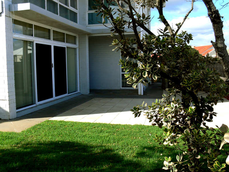 1/66 Seaview Road, WEST BEACH — image 2