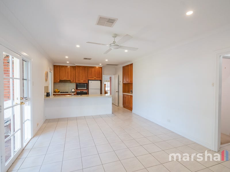 76B Stanley Street, ERINDALE — image 2