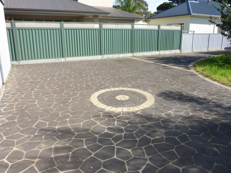 37 Gladstone Avenue, KILBURN — image 16