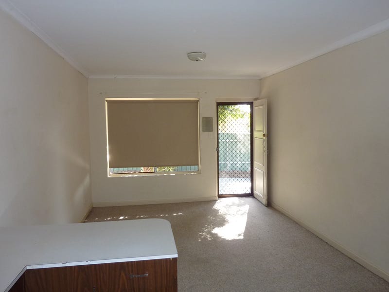 4/17 Darlington Street, ENFIELD — image 2