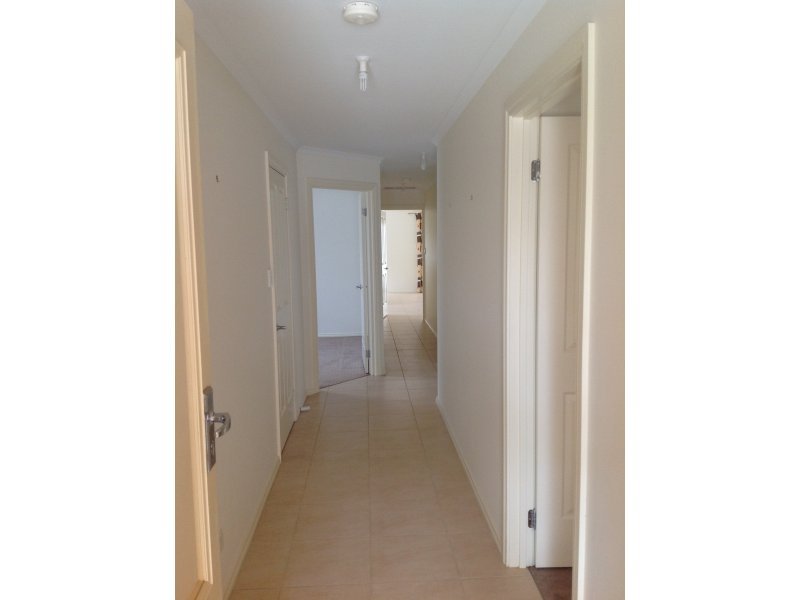 12A Koongarra Crescent, MUNNO PARA — image 6