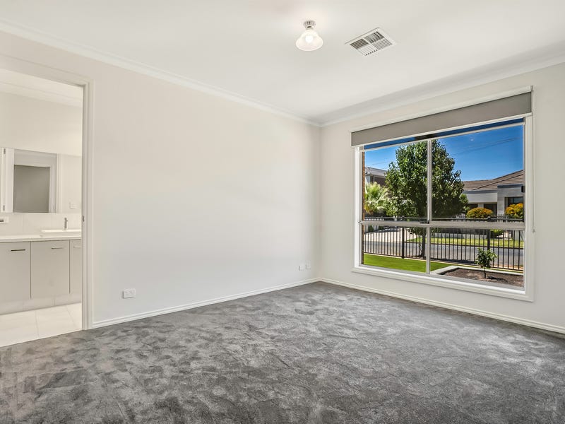 30B East Street, HECTORVILLE — image 7