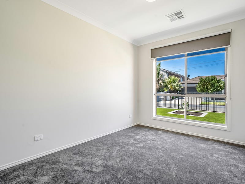 30B East Street, HECTORVILLE — image 9