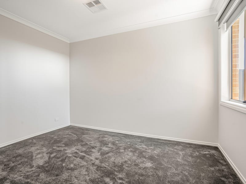 30B East Street, HECTORVILLE — image 10