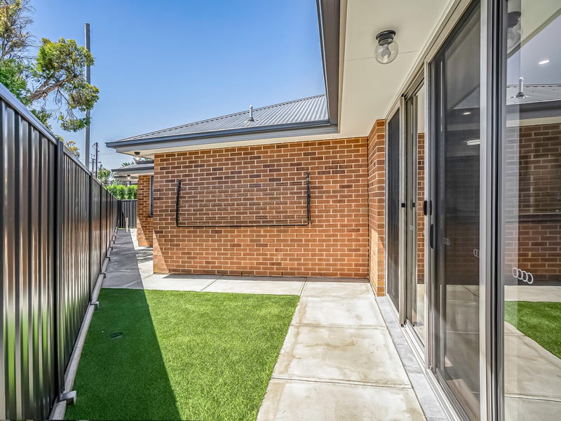 30B East Street, HECTORVILLE — image 14
