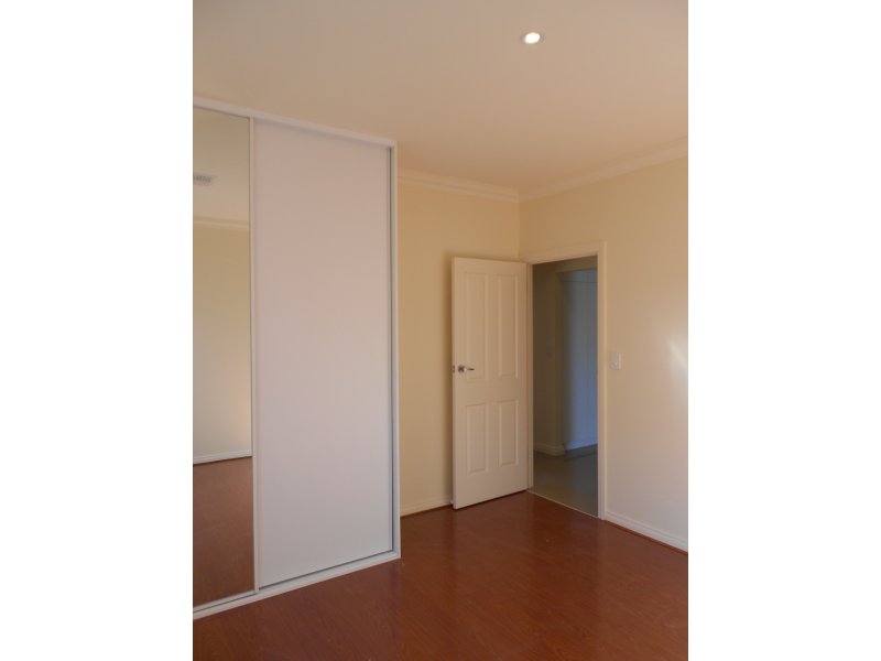 13D Radnor Avenue, ROSTREVOR — image 3