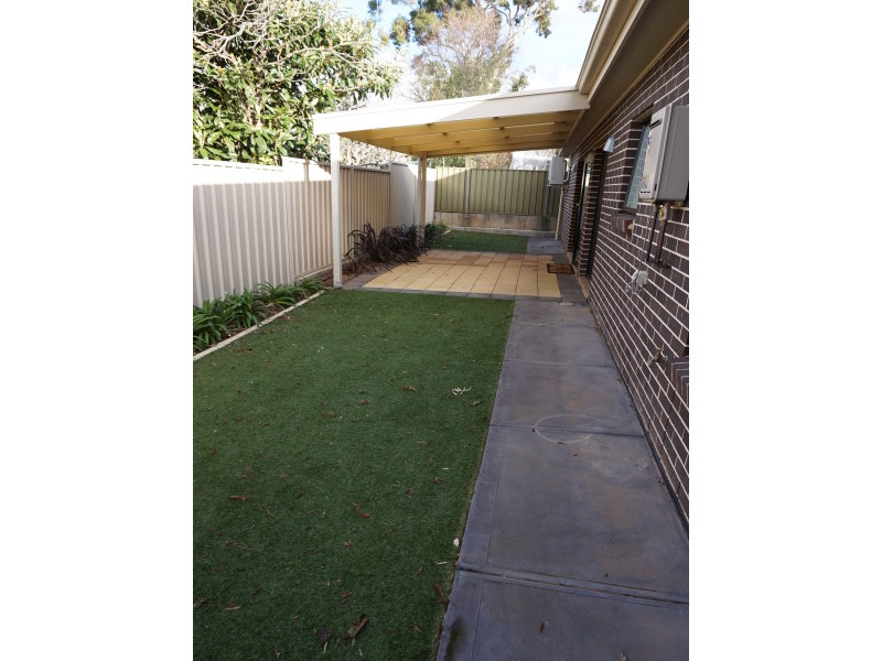 13D Radnor Avenue, ROSTREVOR — image 12