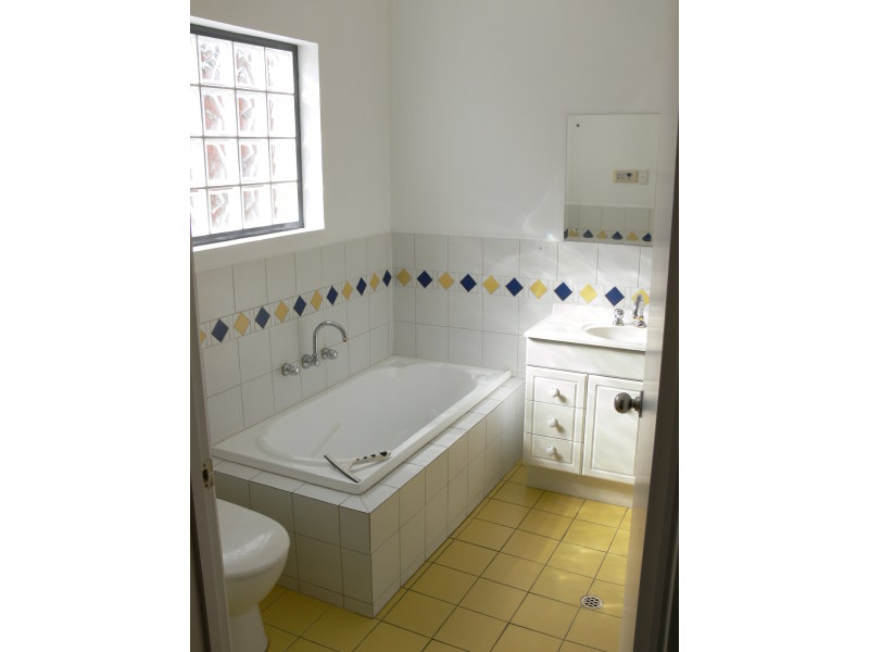 1B  Shirley Avenue`, TRANMERE — image 5