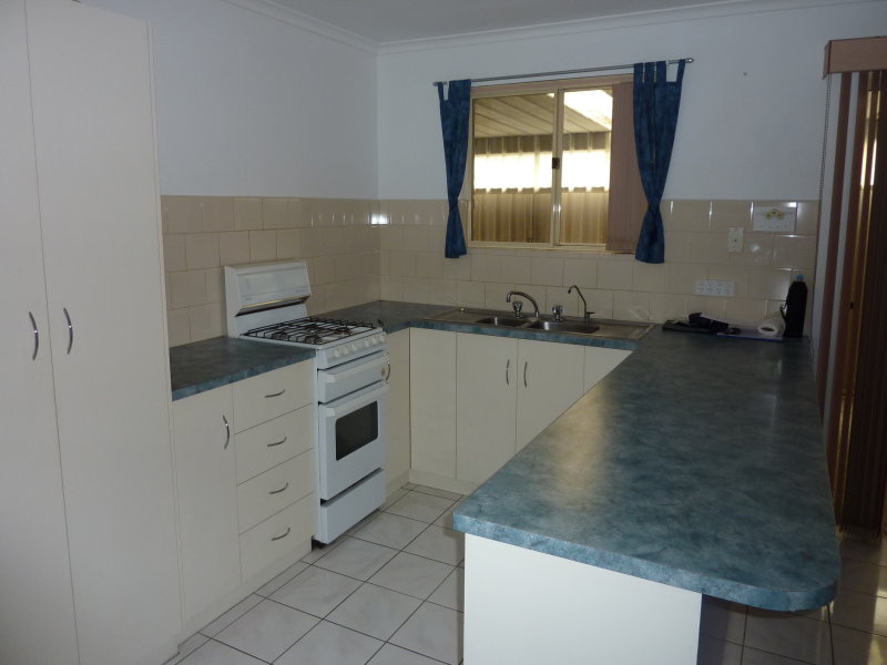 3/14 Addison Street, PARAFIELD GARDENS — image 3