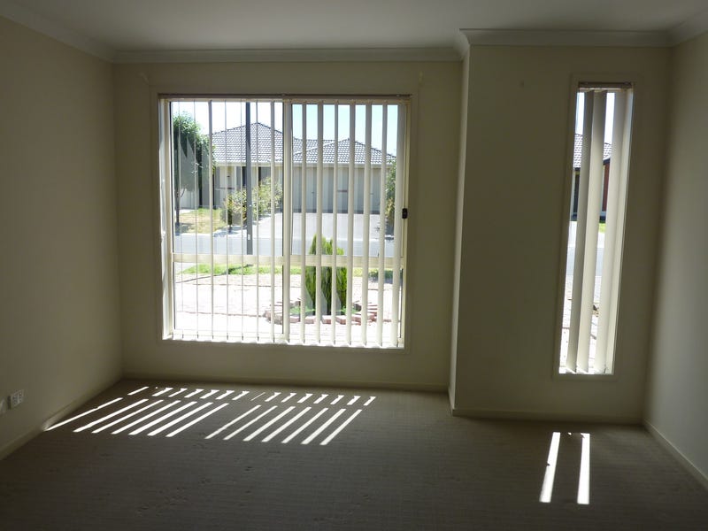 21 Eddington Street, PARAFIELD GARDENS — image 6