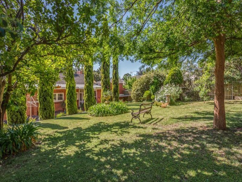8 Seaforth Avenue, HAZELWOOD PARK — image 16