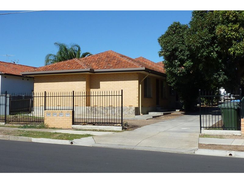 2/17 Darlington Street, ENFIELD — image 1