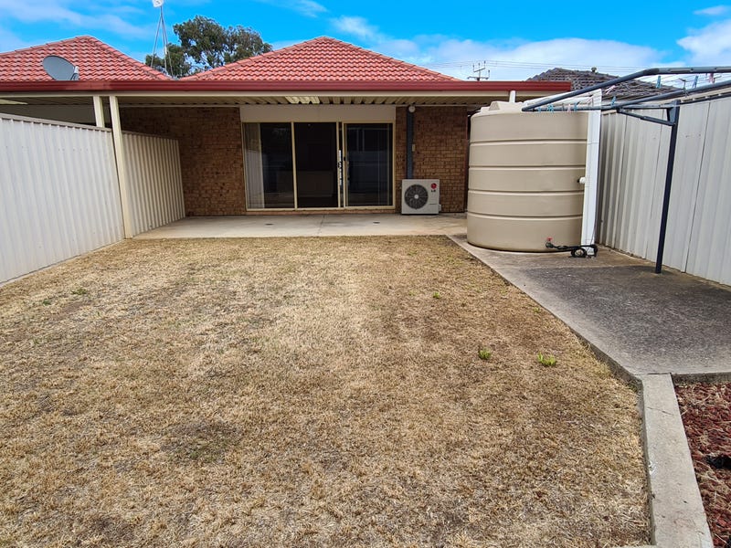 11 Frogmore Road, KIDMAN PARK — image 12