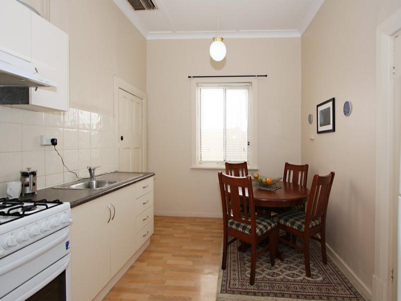 73 West Street, TORRENSVILLE — image 3