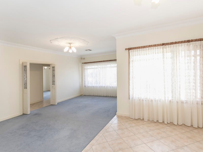 390 Tapleys Hill Road, FULHAM GARDENS — image 2