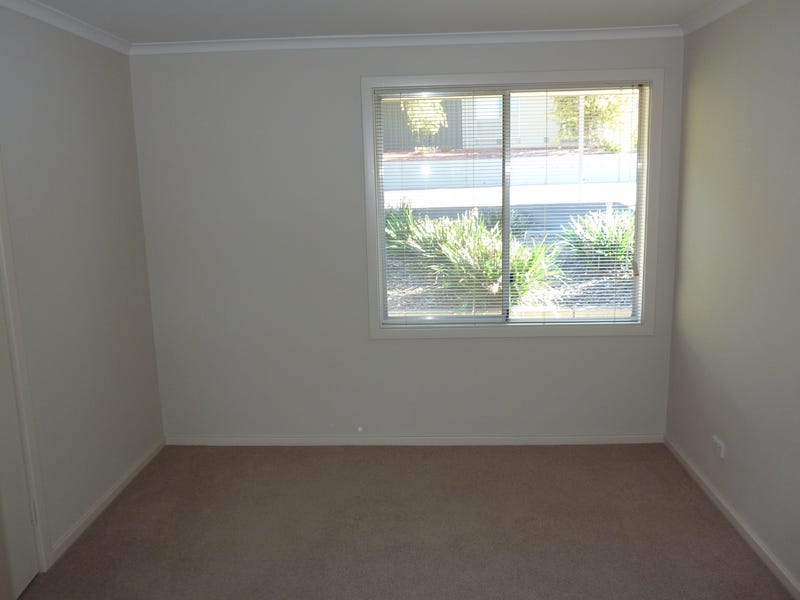 7/4 Beovich Road, INGLE FARM — image 4