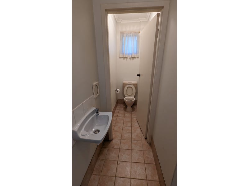 13 Lake View Crescent, HIGHBURY — image 11