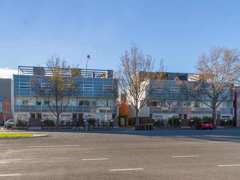 10/172 Wakefield Street, ADELAIDE — image 1