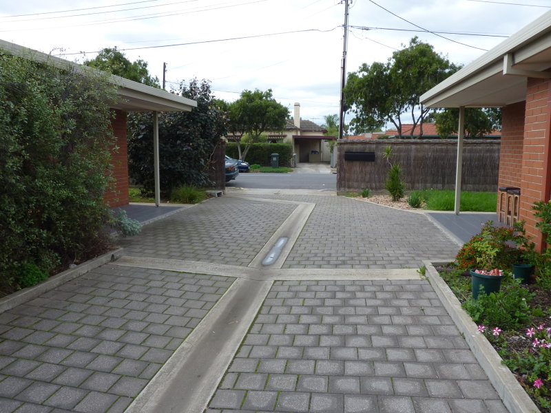2/83 Hayward Avenue, TORRENSVILLE — image 3