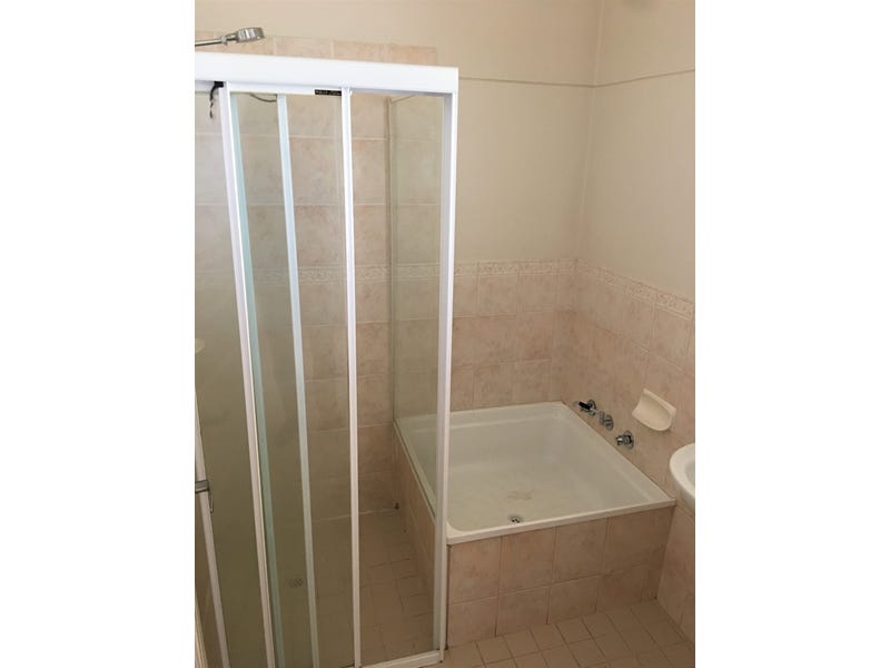 61 Hunter Crescent, SALISBURY NORTH — image 7
