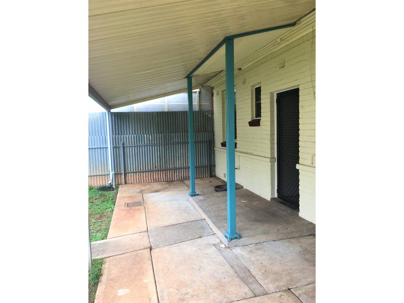 61 Hunter Crescent, SALISBURY NORTH — image 10