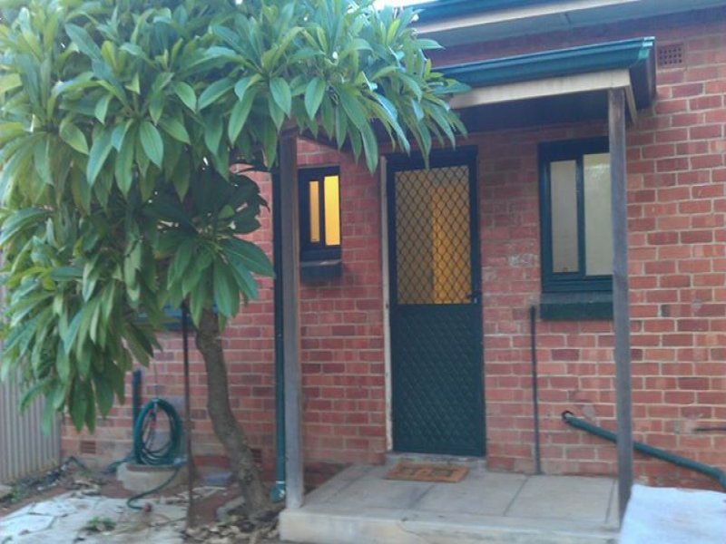 26 Balranald Street, FERRYDEN PARK — image 8