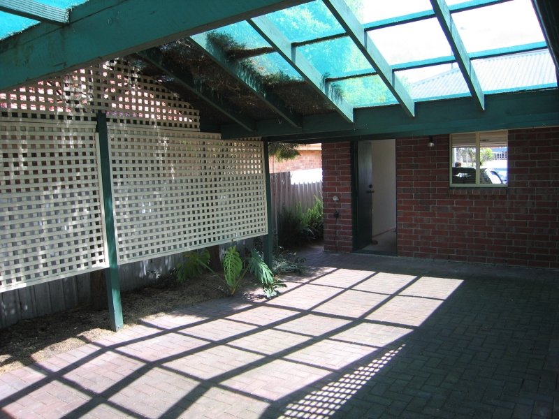 21 Dally Road, GILLES PLAINS — image 8