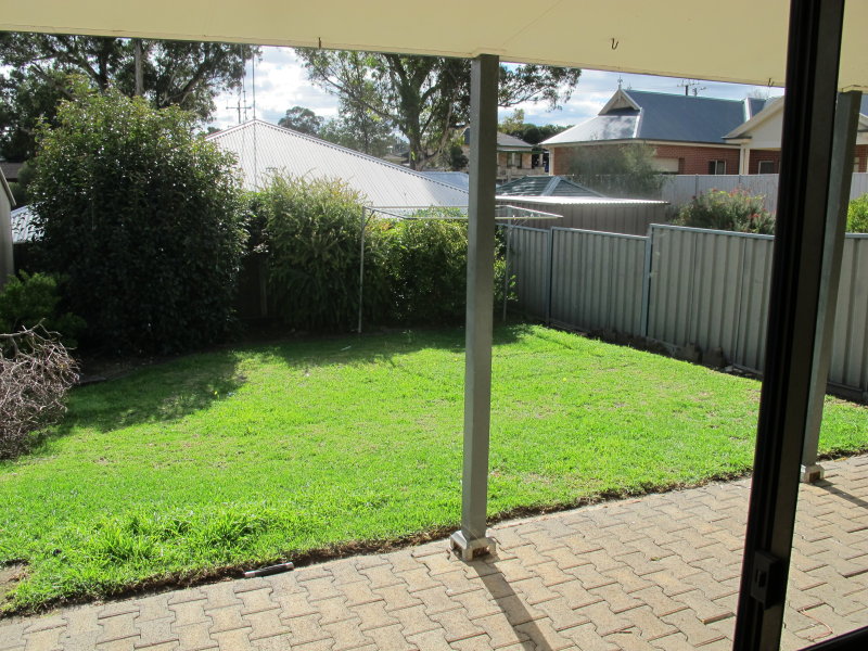 16B Panorama Drive, ATHELSTONE — image 11