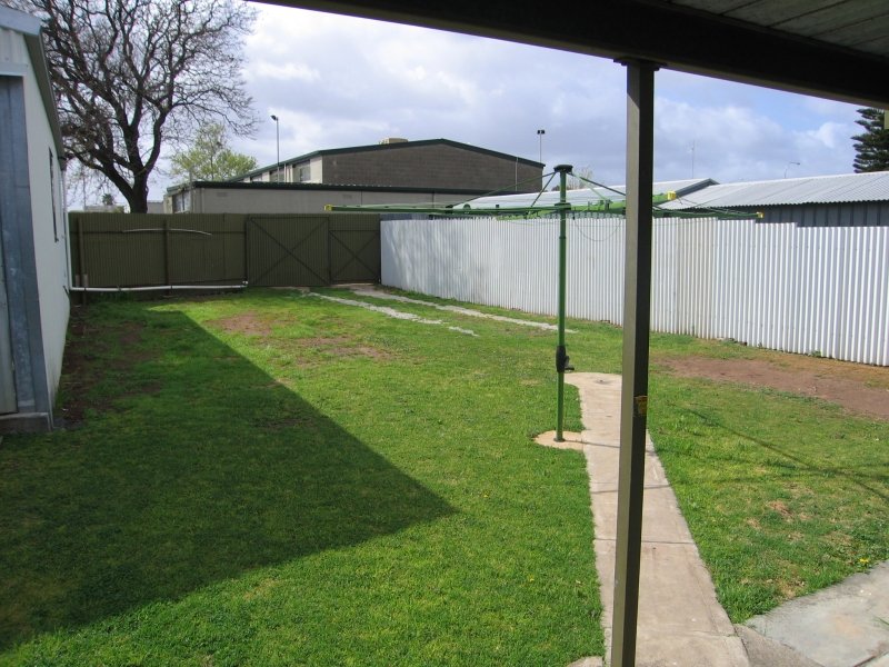 30 Guildford Street, CLEARVIEW — image 8