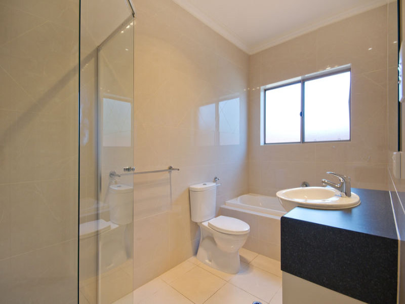 2/13 Maurice Avenue, ROSTREVOR — image 4