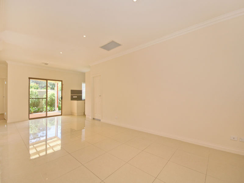 2/13 Maurice Avenue, ROSTREVOR — image 5