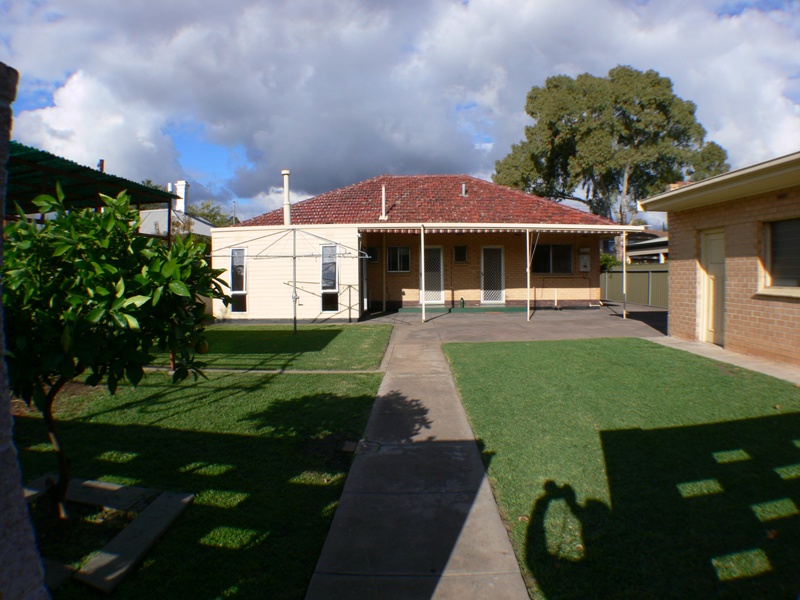 13 Bridge Street, KENSINGTON — image 10